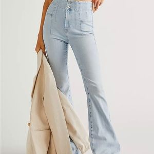 We the free jayde flare jeans size 31